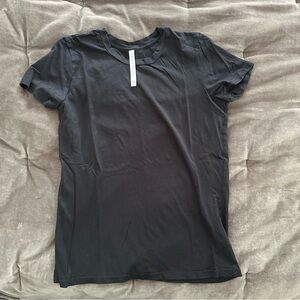 Babaton Black Fitted Short Sleeve Tee